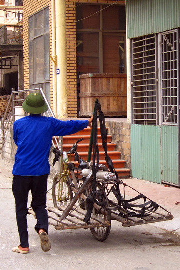 A Bat Trang delivery-bike.