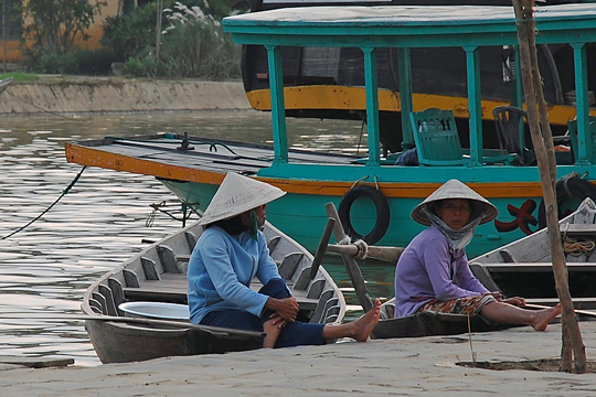 Waiting for tourists, Hoi An.