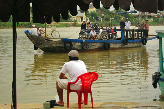 Waiting for the local ferry. Old Town, Hoi An.