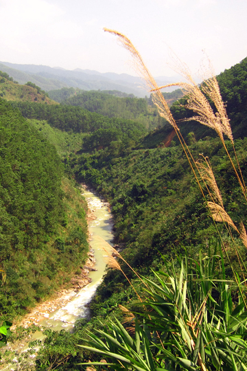 River valley, Central Highlands.