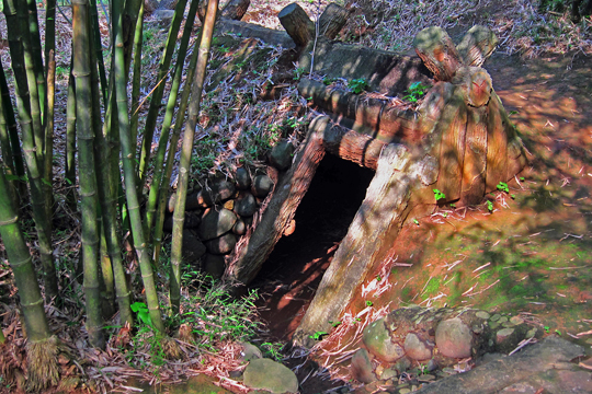 Air raid shelter entrance, Vin Moc Tunnels.