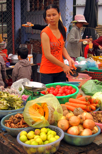 The market, fishing village near Hoi An.