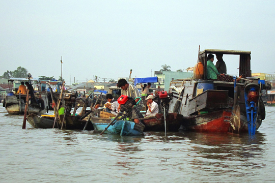 Approaching the Cai Rang Floating Market near Can Tho.