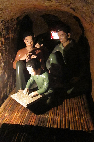 Accommodations for a family of 4, Vinh Moc Tunnels.
