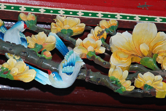 Details on shrine exterior 02, Hoi An.