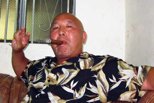 After-dinner cigar, Cam Tu.