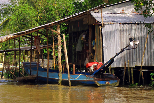 Comes with a boatport, near Can Tho.