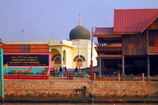 Islamvattana Mosque