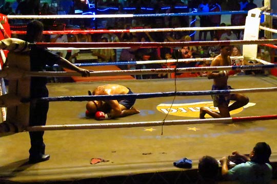 Bout #5 - pre-fight ritual.