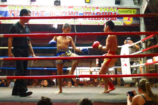 Muay Thai Kick-Boxing.