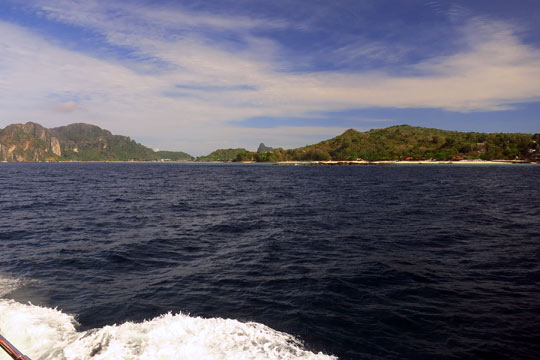 Approaching Koh Phi Phi.